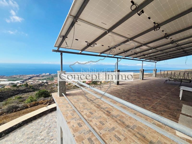 Foto 1a9b5247-8a0a-4a87-98ba-4609e8480550. Casa amb aparcament a Casco Urbano Adeje