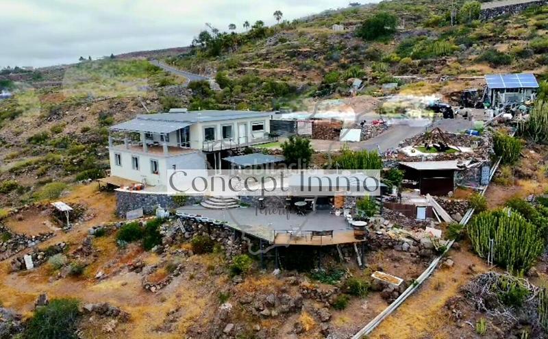 Foto 9d263a4e-73e1-4566-ac2b-f854ec741022. Casa amb aparcament a Casco Urbano Adeje