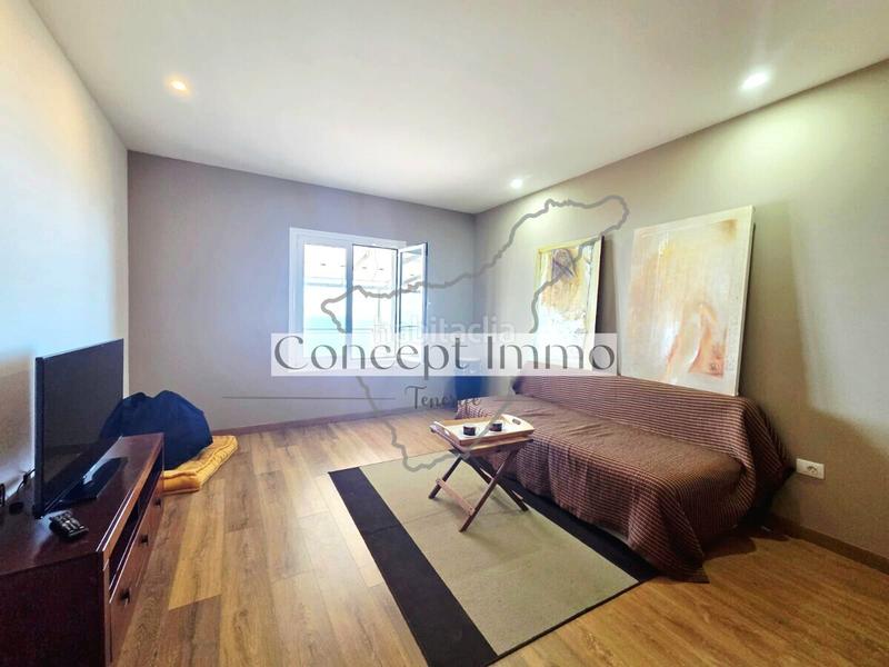 Foto d8144009-6484-4c49-8274-86a1a5033c34. Casa amb aparcament a Casco Urbano Adeje