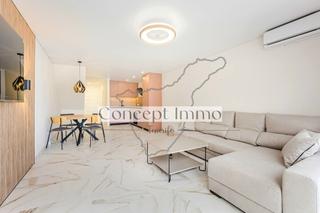 Dplex  Calle de la te. Primera lnea de mar! tico dplex, completamente reformado y am