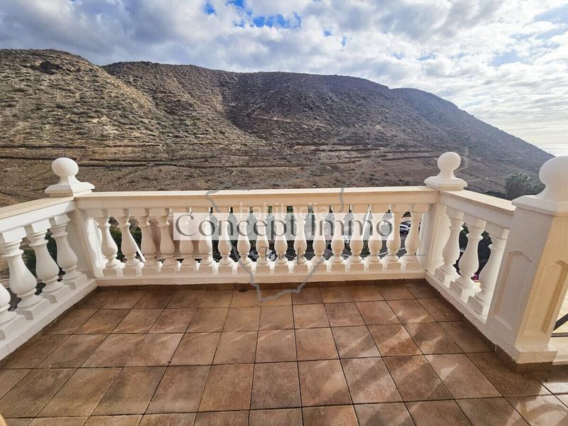 Foto 4b623b2b-42e5-4681-bfe8-601e470c44d9. Dachwohnung in avenida juan carlos 1 53 in Los Cristianos Arona