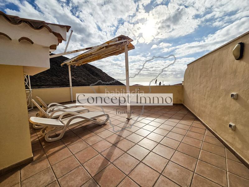 Foto 9b5084b5-c9cc-453f-8128-5092fe05519a. Dachwohnung in avenida juan carlos 1 53 in Los Cristianos Arona