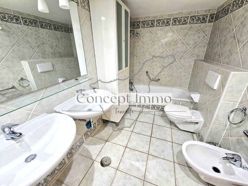 Foto 7131802d-eebb-4896-95a5-b0535e02e3fd. Pis amb piscina a San Eugenio Bajo Adeje