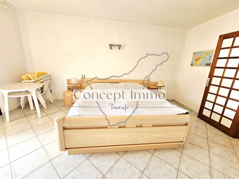 Foto a03d3253-92f2-40d2-a7c0-8aab0ff516a8. Pis amb piscina a San Eugenio Bajo Adeje