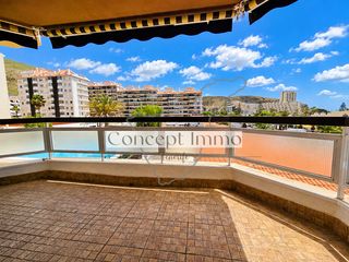 Flat in Av. juan carlos i 31. Cómodo apartamento en el corazón de los cristianos con una hermo