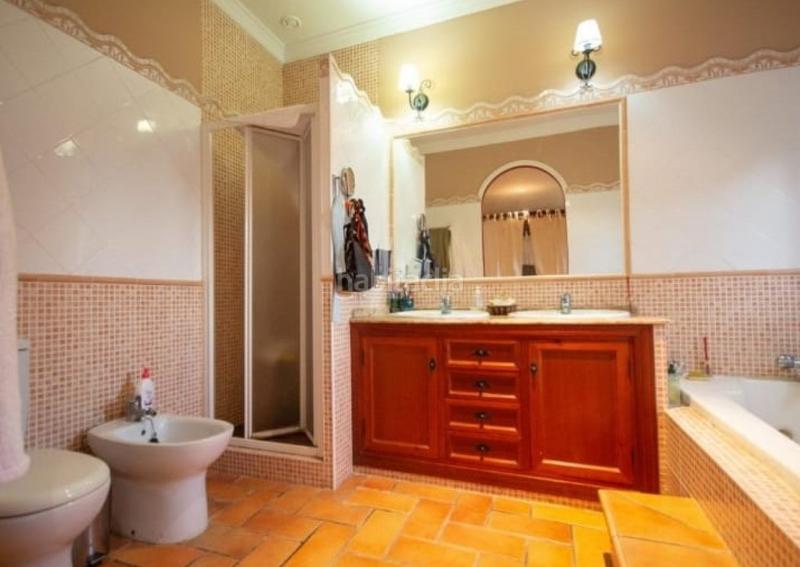 Foto fc4b7e60-aec8-47a9-af99-a58826ceb037. Chalet mit heizung parking in Las Lagunas - Campano Chiclana de la Frontera