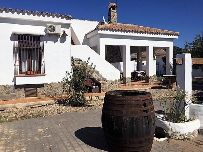 Foto c67b59a4-5ce3-4e3c-9f0c-9570d504d30b. Chalet con riscaldamento piscina in Núcleo urbano Chiclana de la Frontera