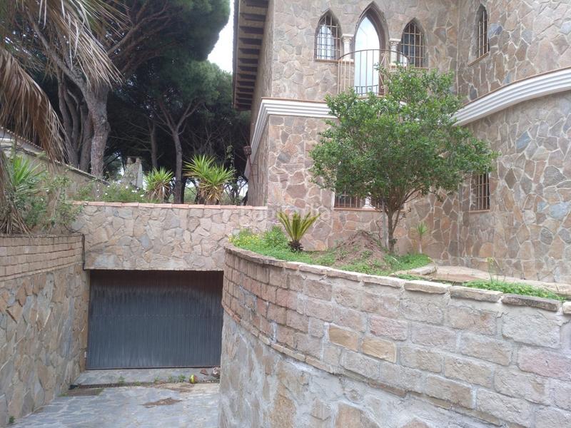 Foto 8eaa71a7-9b94-402a-bfe1-9ba91db8a89e. Chalet mit parking pool in La Barrosa Chiclana de la Frontera