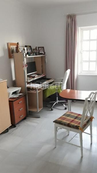 Foto d92982b0-13be-43f5-b6dd-529095ad75f9. Chalet con riscaldamento parcheggio piscina in Núcleo urbano Chiclana de la Frontera