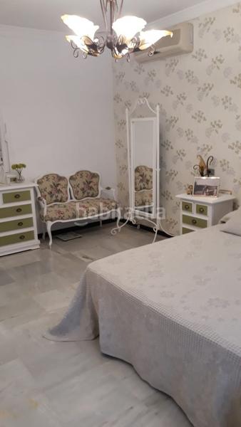 Foto df917410-ec75-44d2-b1a6-2512f7ede469. Chalet con riscaldamento parcheggio piscina in Núcleo urbano Chiclana de la Frontera