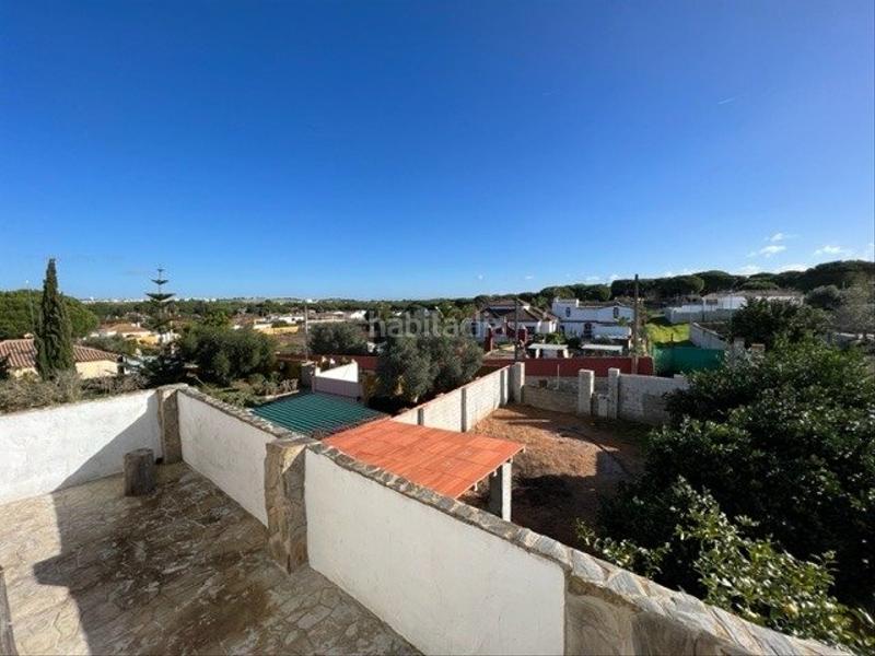 Foto 06df5b8c-470b-4f42-8ef3-f64b746eeab8. Chalet villa leon en Las Lagunas - Campano Chiclana de la Frontera