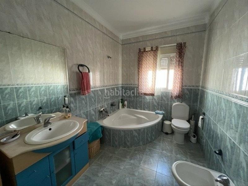 Foto 55ebfd9c-d5d2-48a1-b658-c46848031725. Chalet villa leon en Las Lagunas - Campano Chiclana de la Frontera