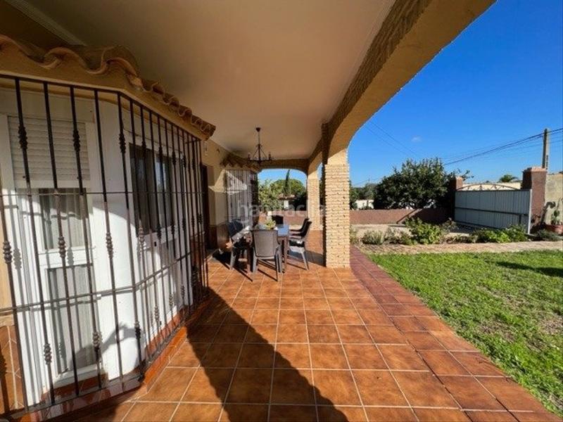 Foto ec8e4b1f-8662-4fcf-bb77-56c5b7f05f56. Chalet villa leon en Las Lagunas - Campano Chiclana de la Frontera