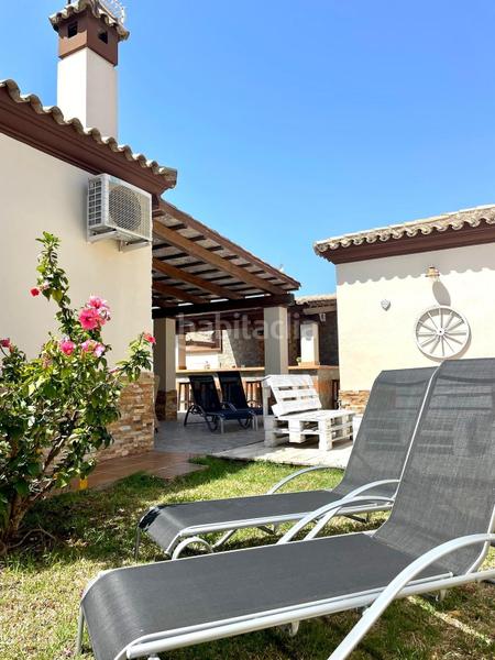 Foto 534b891b-eed3-4cf5-b983-ba6c4d525aef. Rent chalet with heating parking in La Coquina Chiclana de la Frontera