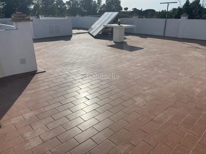 Foto 30975c2a-6bd2-4ee2-929e-611616fa6881. Chalet con riscaldamento piscina in Pelagatos - Pago del Humo Chiclana de la Frontera