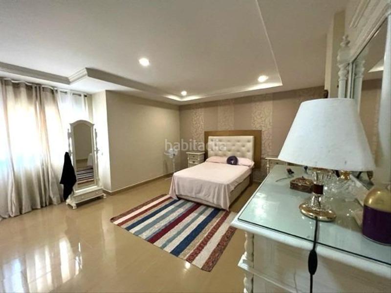 Foto bb5654f9-381e-4587-979a-46183a803219. Xalet amb calefacció aparcament piscina a Las Lagunas - Campano Chiclana de la Frontera