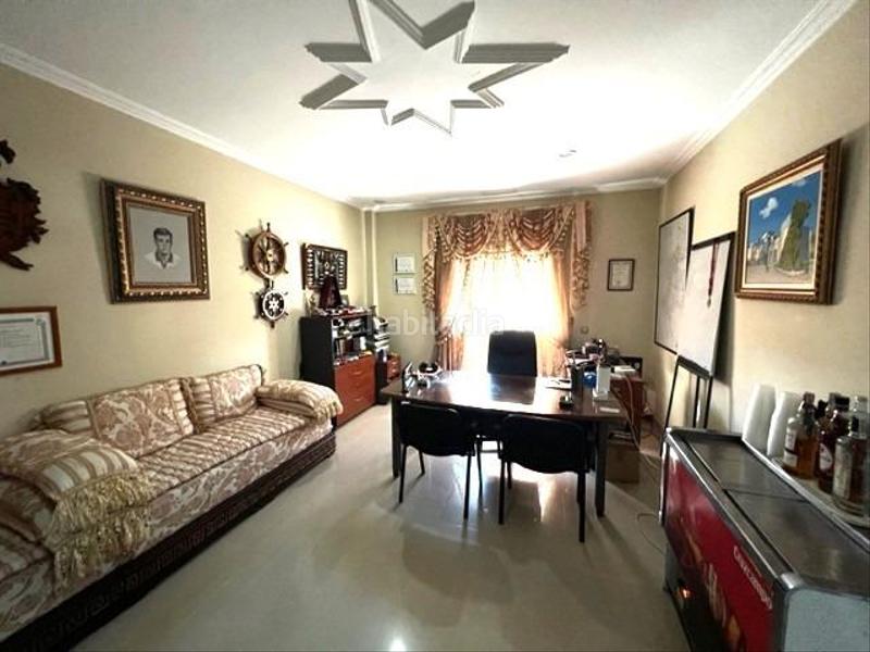 Foto c9bdffed-2805-45f6-bee8-b44dfafeb976. Xalet amb calefacció aparcament piscina a Las Lagunas - Campano Chiclana de la Frontera