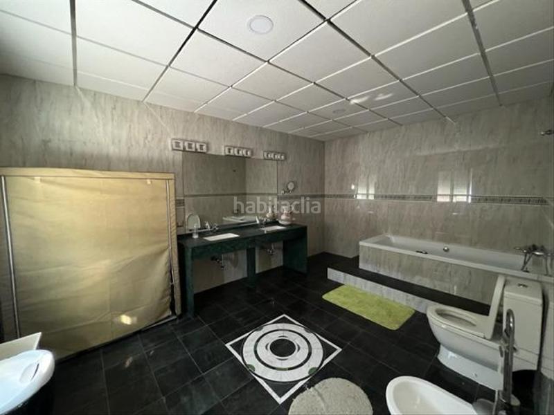 Foto fc515e49-1434-4383-82e9-b5fa887a61d4. Xalet amb calefacció aparcament piscina a Las Lagunas - Campano Chiclana de la Frontera