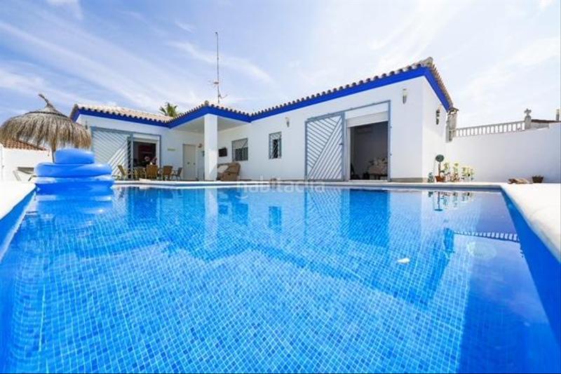 Foto 1fee06e5-27ab-4343-8763-be746c942e6b. Affitto chalet con piscina in Núcleo urbano Chiclana de la Frontera