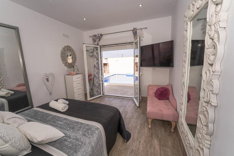 Foto 71f44020-1654-4229-b017-f32f8358287e. Affitto chalet con piscina in Núcleo urbano Chiclana de la Frontera