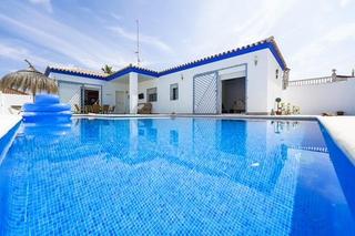 Location Chalet à Núcleo urbano. Villa encanto