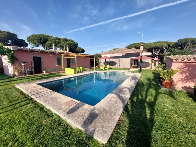 Foto cb7dbca8-76d3-4a8a-bf27-f4169f76c950. Xalet amb calefacció piscina a Las Lagunas - Campano Chiclana de la Frontera