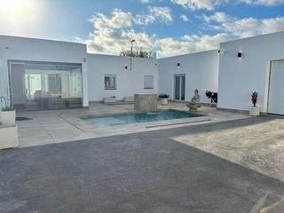 Chalet à Núcleo urbano. Villa marfil