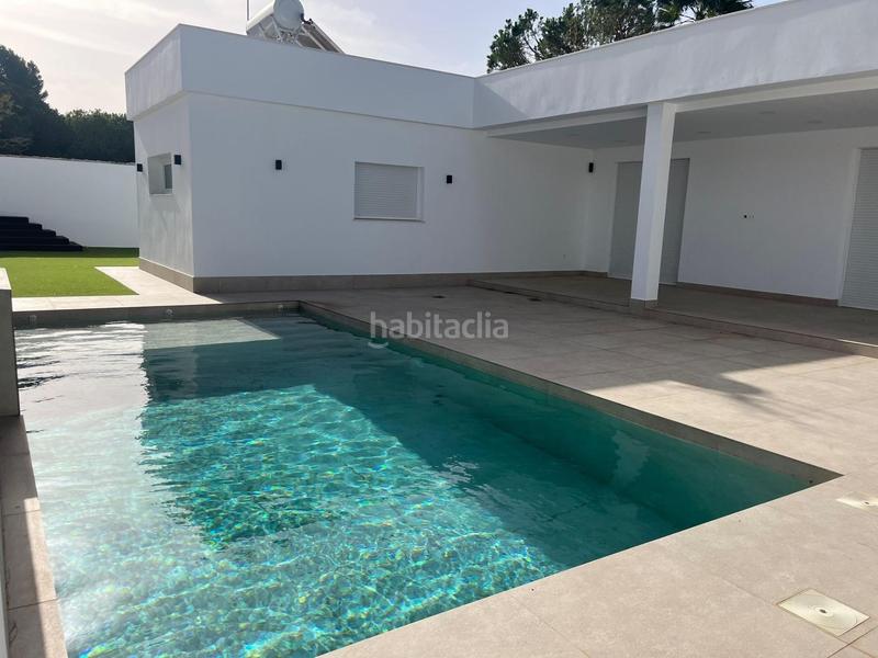 Foto 2fa05f8b-68b1-487c-a385-3fc55615f981. Chalet in Los Franceses - La Vega Chiclana de la Frontera