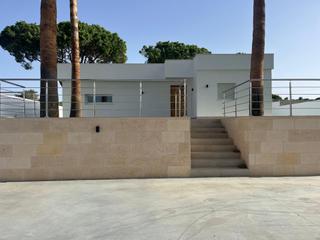 Chalet à Los Franceses - La Vega. Villa llobregad