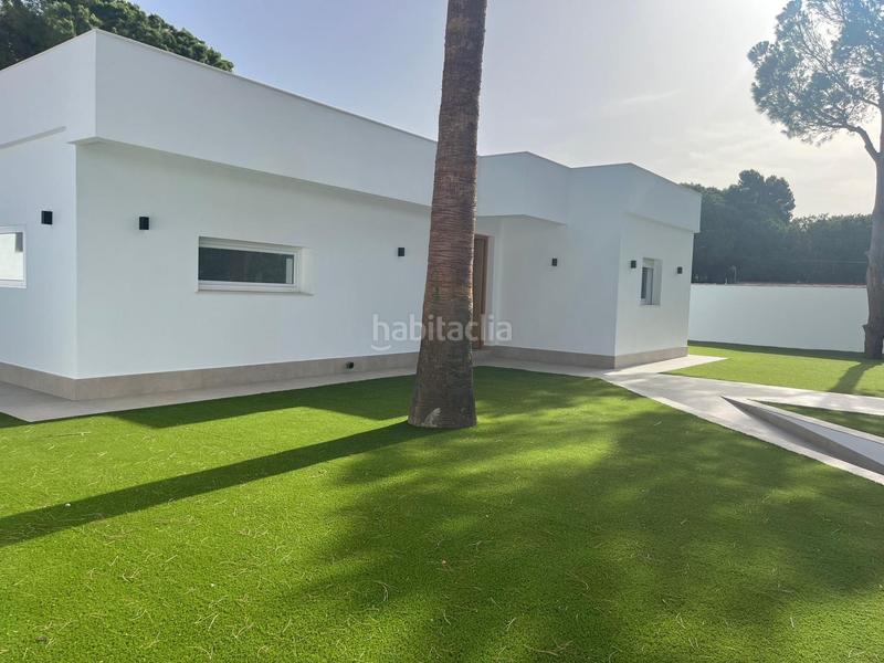 Foto c3e86ff0-d78c-47fb-bbc3-169c4a2f9cfc. Chalet in Los Franceses - La Vega Chiclana de la Frontera