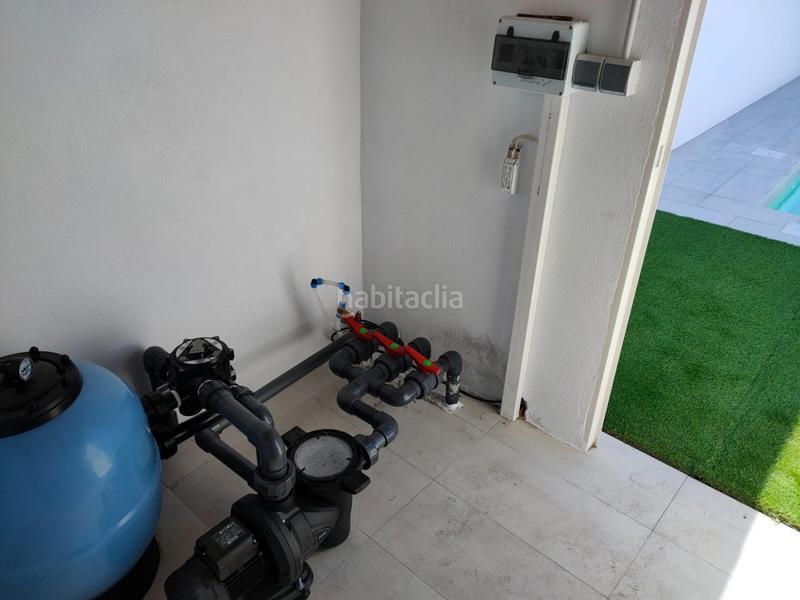 Foto 328d3d1b-9f9a-4ec9-aabf-73704ef20427. Xalet amb calefacció aparcament piscina a Las Lagunas - Campano Chiclana de la Frontera