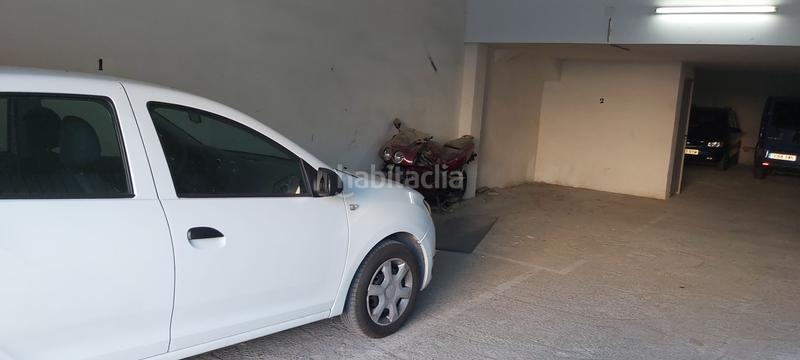 Foto b6c0c4e7-7e02-40aa-98e0-482830e9ea62. Aparcament cotxe a Torrefiel Valencia