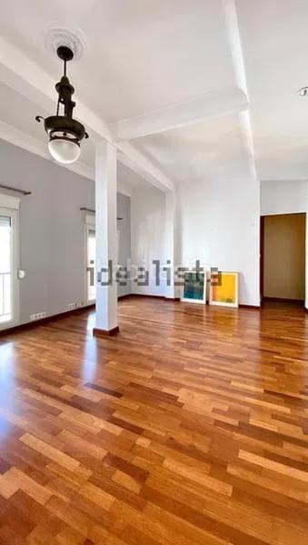 Foto 9465d930-f5cc-4269-bd18-e643917cc04f. Alquiler piso bonita vivienda en zona La Petxina en Valencia