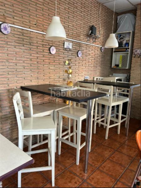 Foto d93988f4-e7b5-4293-ad83-7f199dbb0251. Traspaso local comercial magnifico local esquinero en zona zaidia en Valencia