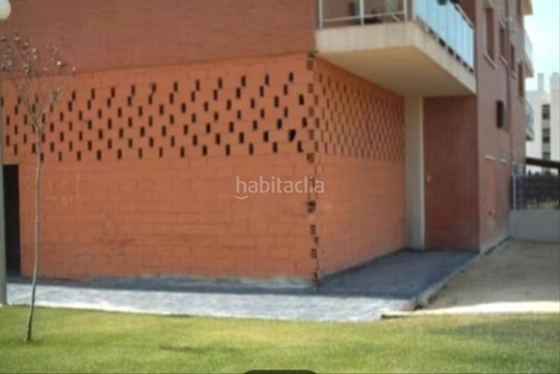 Foto aa4c8b3f-26db-4367-bd2c-ecdae4fdd98f. Locale commerciale in Valterna Paterna