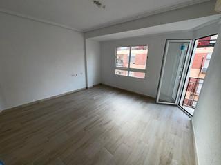 Location Appartement à L´Hort de Senabre. Gran piso vacio