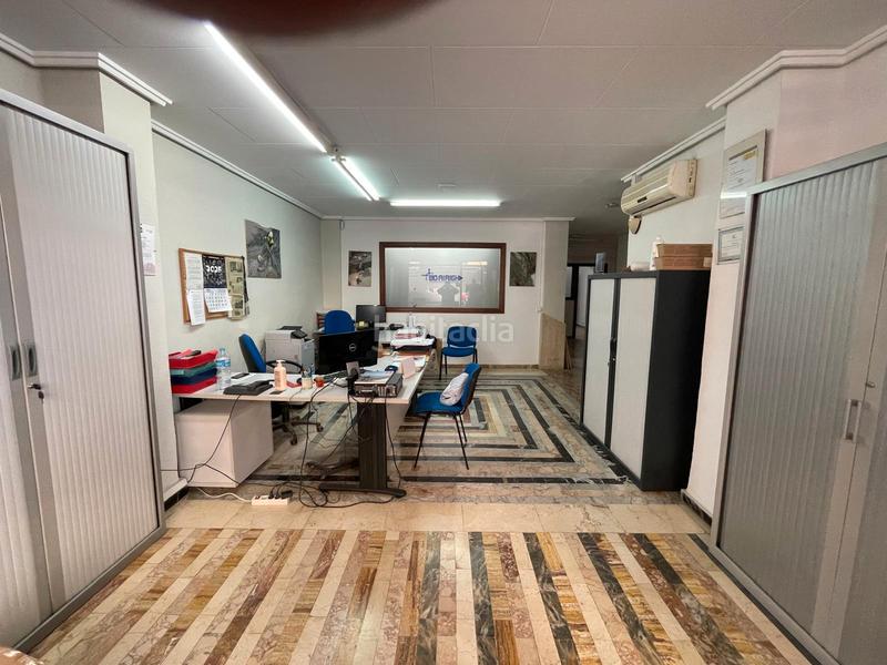 Foto 6de5e155-4de6-485f-86d9-99f2c55f5970. Business premise with heating in Barrio Benicalap Valencia