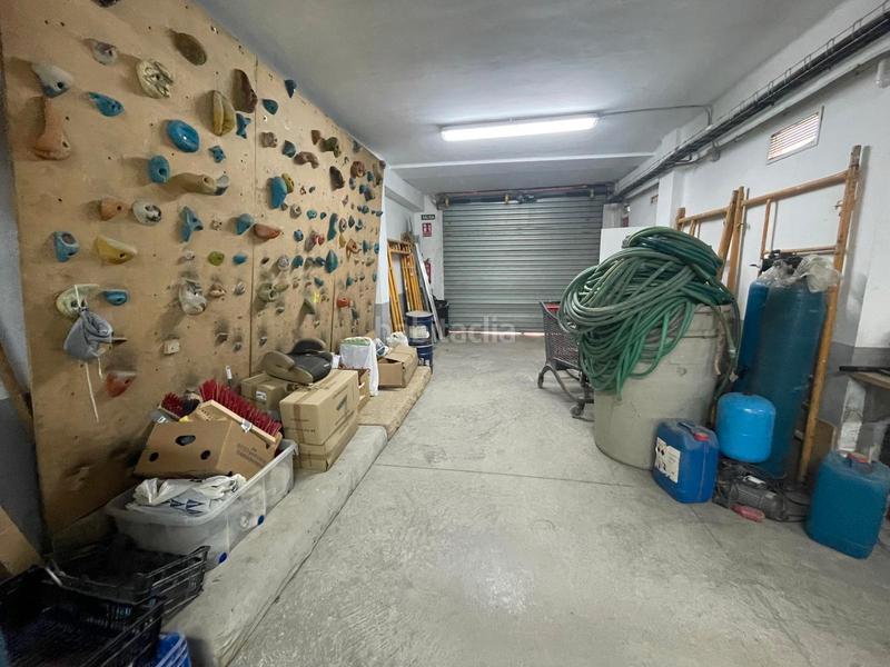 Foto f2a65177-f6eb-4d65-b9e2-b8d2b2bc8539. Business premise with heating in Barrio Benicalap Valencia