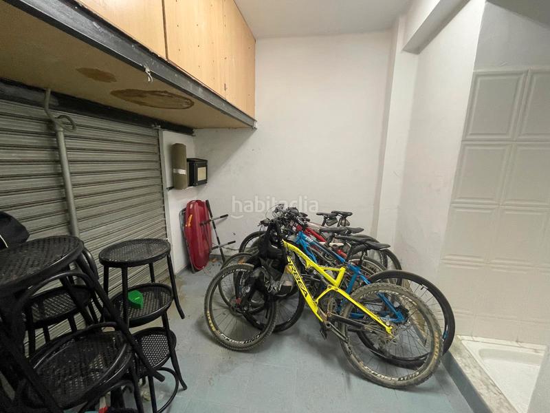 Foto 1e8b38bf-9f4f-4388-b2ca-e700ebc0d1eb. Local comercial en Barrio Benicalap Valencia