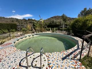 Chalet à Algar de Palància. Bonito chalet con piscina en algar del palancia