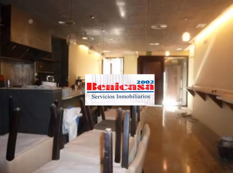 Foto d9a8f906-7799-48d1-b541-468df17430f7. Local comercial gran local en zona El Pilar en El Pilar Valencia