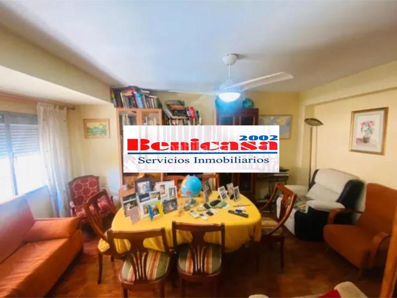 Foto cafe8566-acc1-4b74-b069-a79712c8ab0f. Piso  para actualizar en Zona Avenida al Vedat Torrent