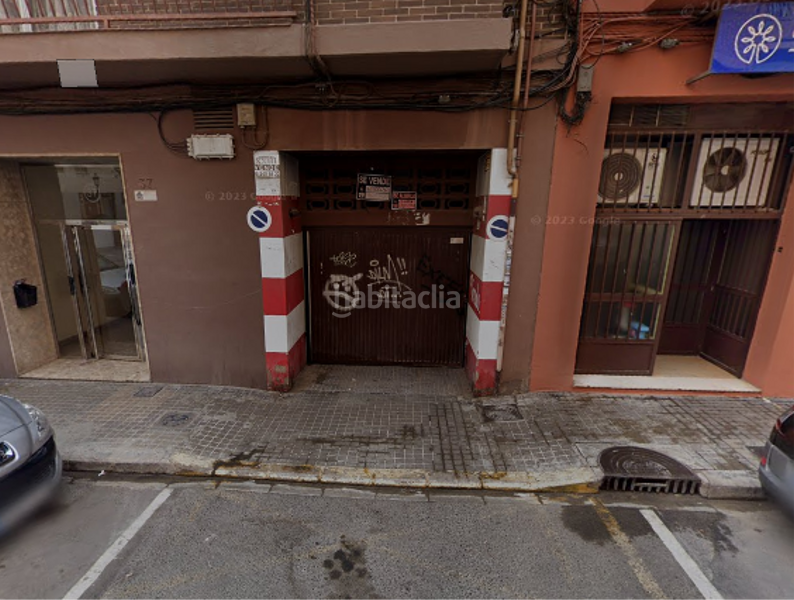 Foto e62aad8b-0494-4bdd-b9fd-78d426be0d3d. Car parking in Torrefiel Valencia