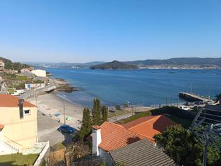 Xalet a Poio. Se vende chalet con vistas extraordinarias a 100m de la playa!