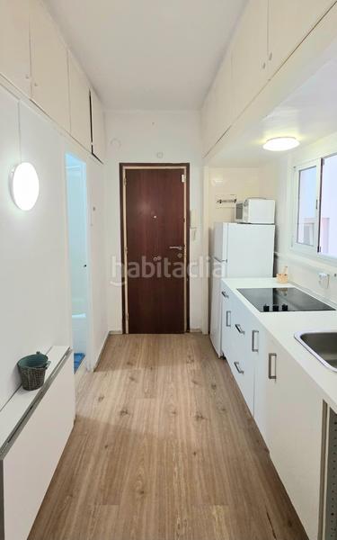 Foto 079b7e98-14f6-49ef-a652-f4ab807036ad. Alquiler estudio en carrer d'obradors 7 studio con mucha luz en Barcelona