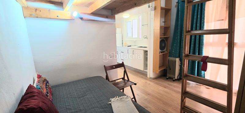 Foto 178b9fcb-0e9f-4c45-a503-34d97415471d. Alquiler estudio en carrer d'obradors 7 studio con mucha luz en Barcelona