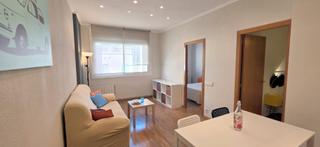 Alquiler Piso en Carrer de banyoles 7. Piso acogedor en centro de gracia