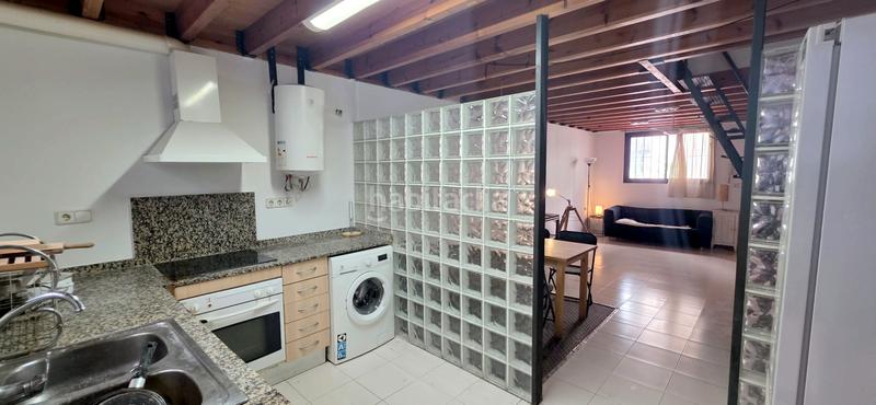 Foto 59cbdc8c-cd55-40fb-b19a-35c8aae4d17a. Duplex in carrer de les carretes 32 in Raval Barcelona