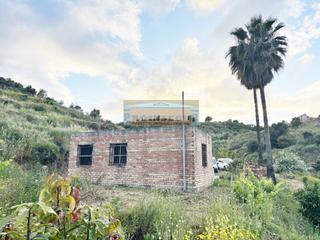 Country house in Coín 1. Almacén en construcción en el campo.  no hipotecable