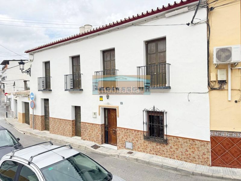 Foto e6a8e1a7-0dca-4c86-949a-eaa23d5c50a0. Casa adossada a calle concepción 37 a Cártama pueblo Cártama